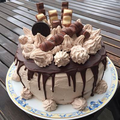 Layer Cake Au Kinder Bueno